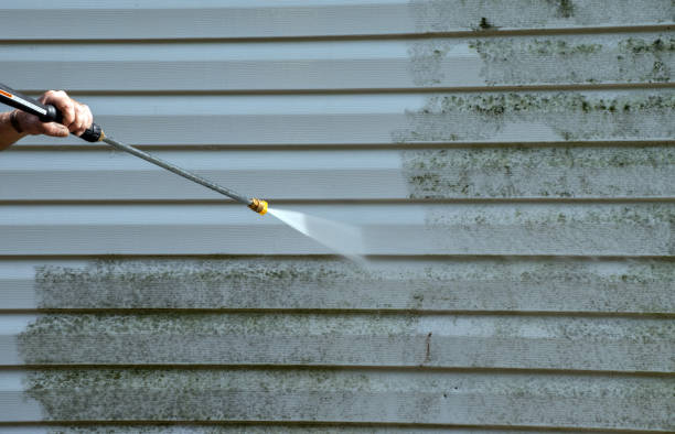 Best Driveway Pressure Washing  in Goodland, KS